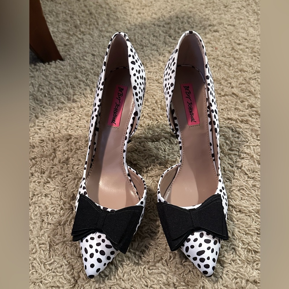 Betsy Johnson Polka Dot Heels, Sz 9